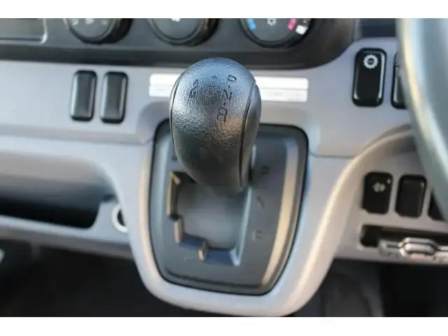 三菱 キャンター 小型 平ボディ 床鉄板 の中古トラック画像12