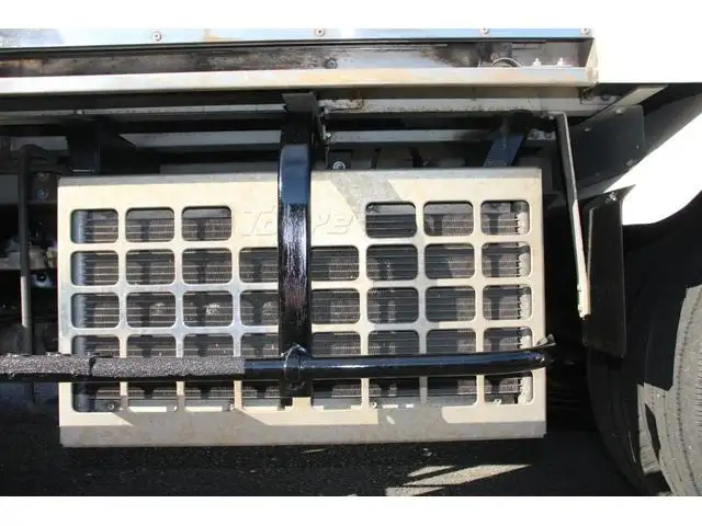 いすゞ エルフ 小型 冷凍冷蔵 低温 2室の中古トラック画像18