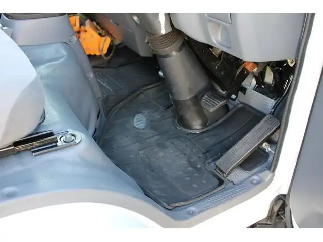 いすゞ エルフ 小型 冷凍冷蔵 低温 2室の中古トラック画像16