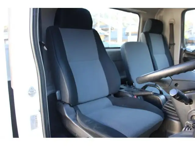 日野 レンジャー 中型/増トン 平ボディ  H26の中古トラック画像9