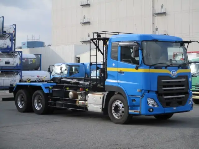 日産UD クオン 大型 アームロール ベッド 2PG-CW5BLの中古トラック画像2