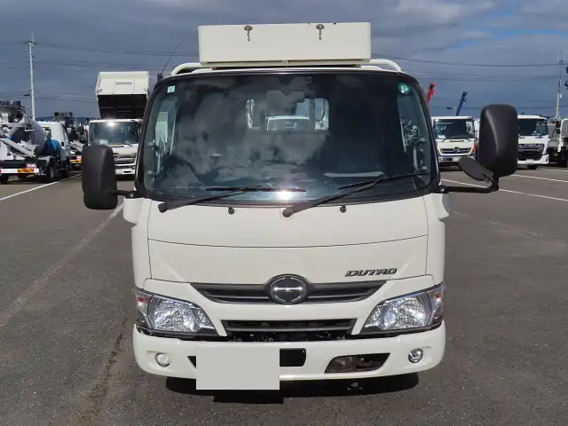 日野 デュトロ 小型 平ボディ TKG-XZU605M H29の中古トラック画像2