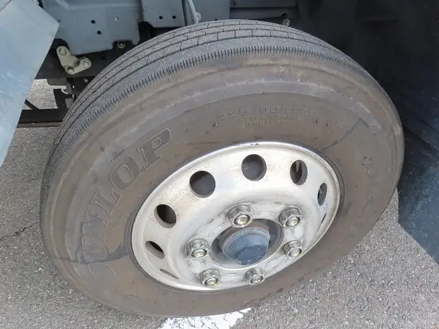 いすゞ フォワード 中型/増トン ウイング エアサス ベッドの中古トラック画像20