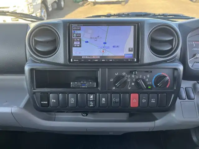 トヨタ ダイナ 小型 平ボディ Wキャブ 2RG-XZU605の中古トラック画像13