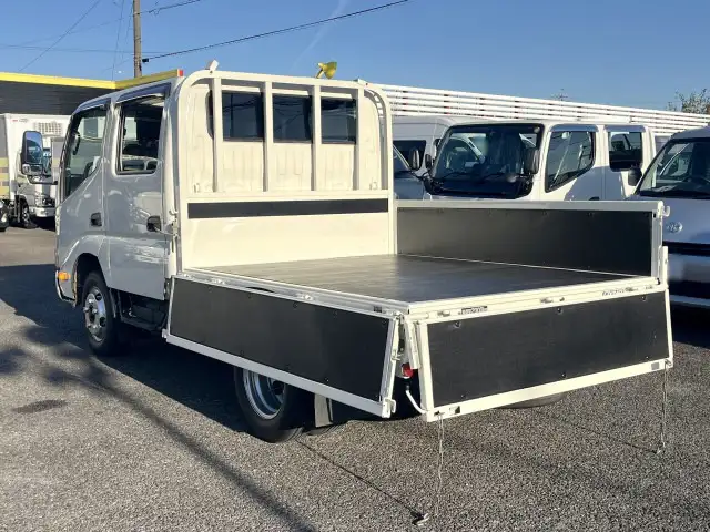 トヨタ ダイナ 小型 平ボディ Wキャブ 2RG-XZU605の中古トラック画像6