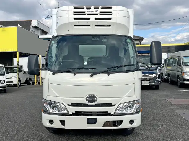 日野 デュトロ 小型 冷凍冷蔵 低温 2室の中古トラック画像2