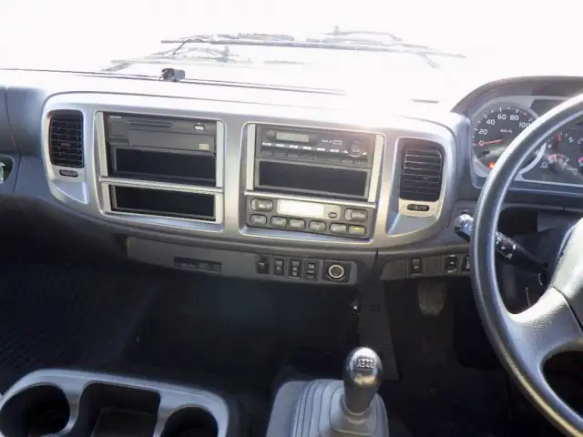 日野 レンジャー 中型/増トン 平ボディ アルミブロック エアサスの中古トラック画像13