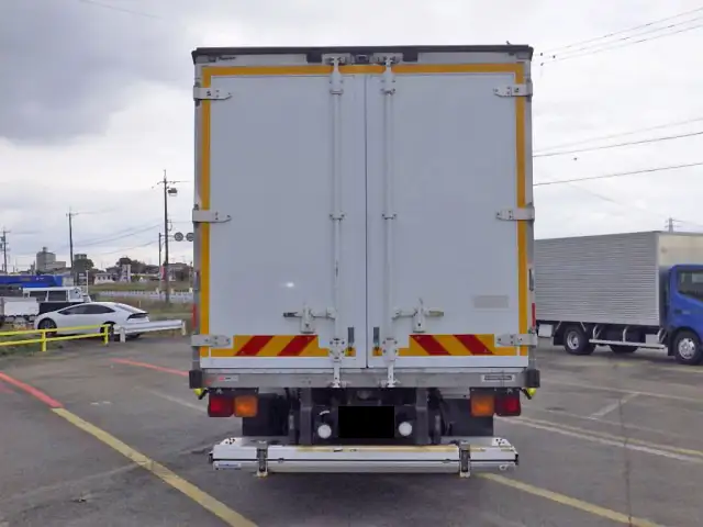 いすゞ フォワード 中型/増トン 冷凍冷蔵 低温 パワーゲートの中古トラック画像3