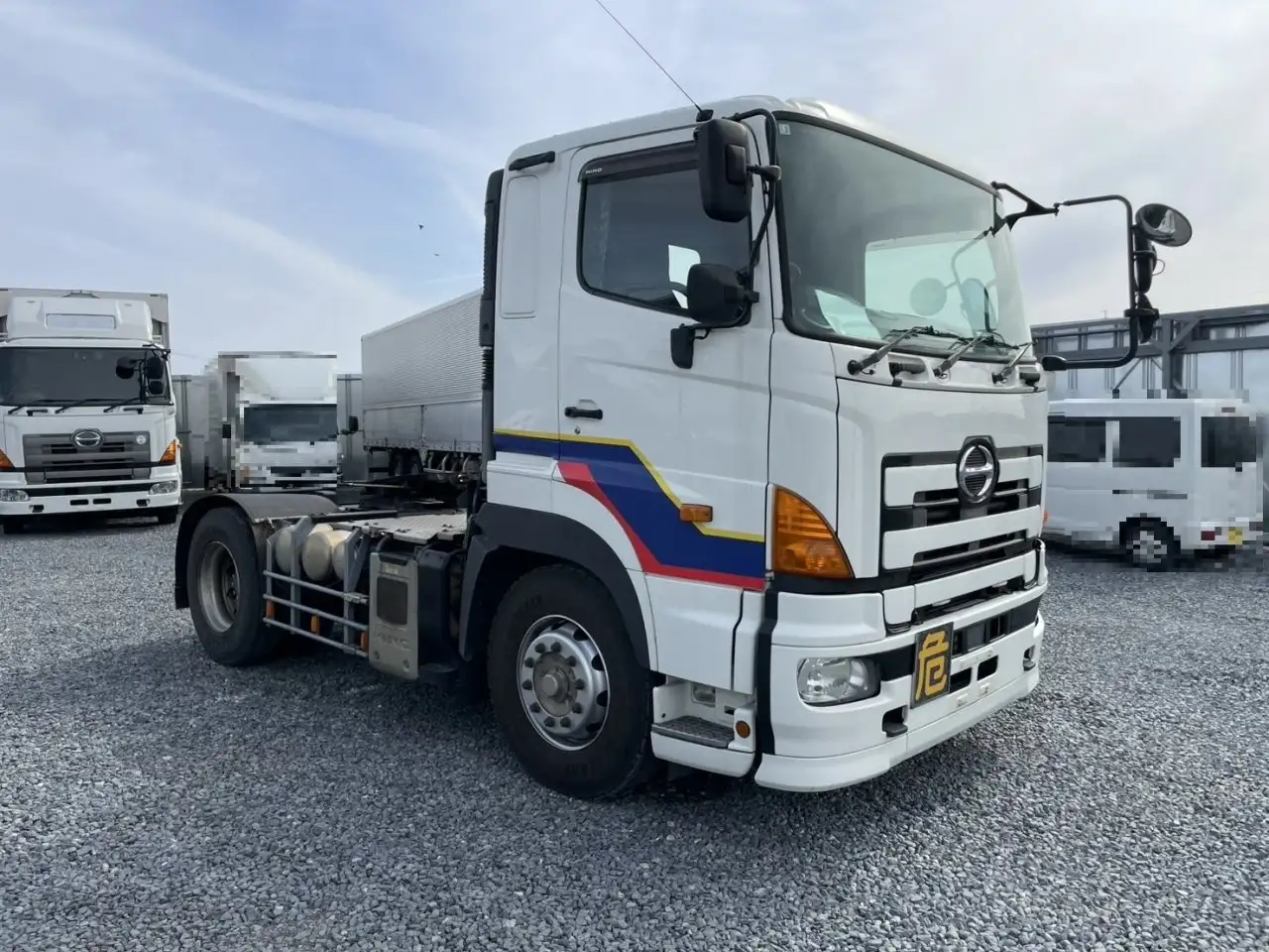 日野 プロフィア 大型 トラクター 1デフ エアサスの中古トラック画像2