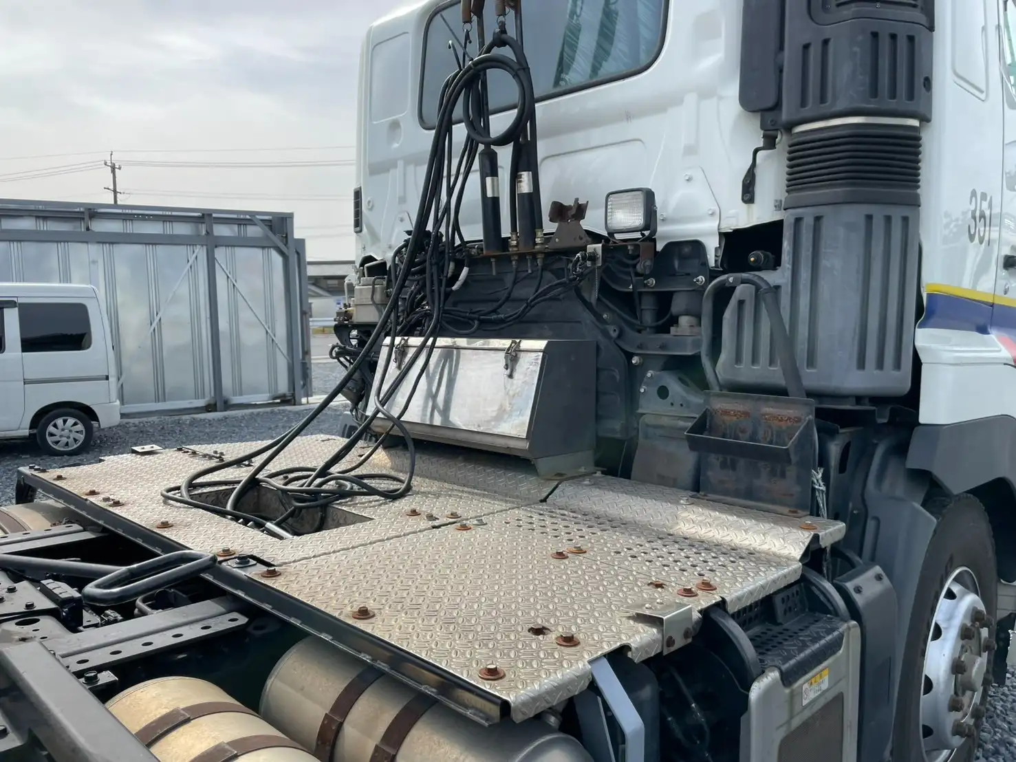 日野 プロフィア 大型 トラクター 1デフ エアサスの中古トラック画像5