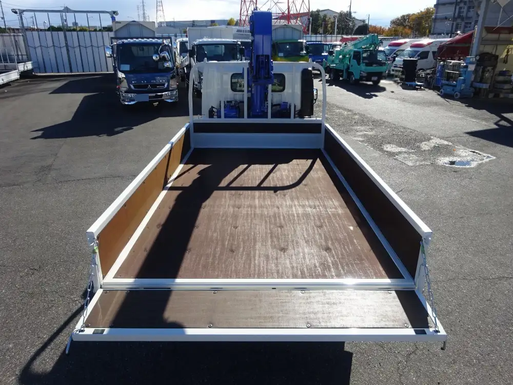 日野 デュトロ 小型 クレーン付 4段 ラジコンの中古トラック画像7