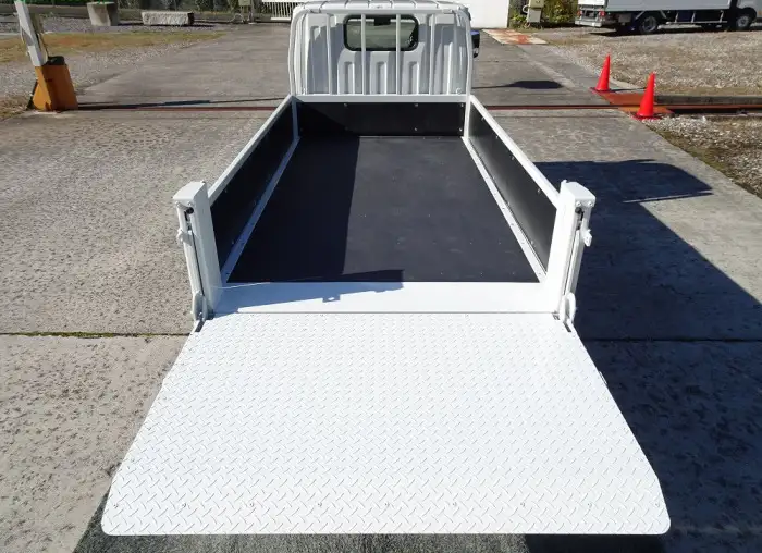 三菱 キャンター 小型 平ボディ パワーゲート 2RG-FBAV0の中古トラック画像8