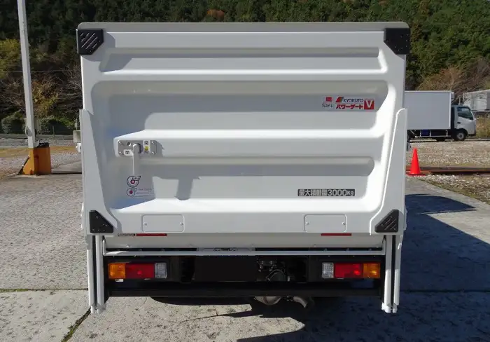 三菱 キャンター 小型 平ボディ パワーゲート 2RG-FBAV0の中古トラック画像7