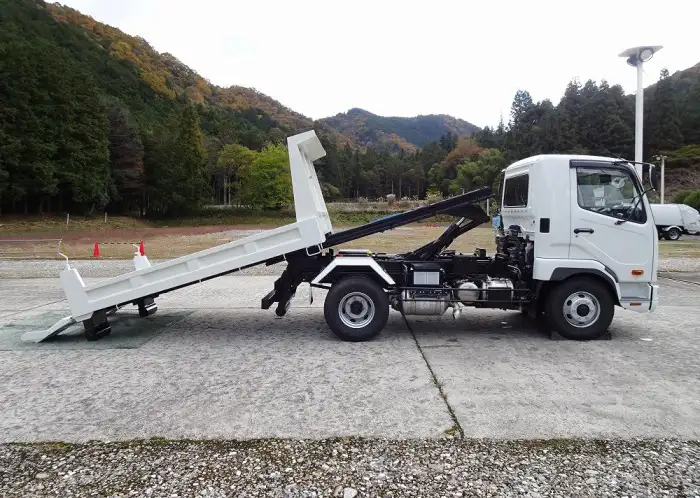 三菱 ファイター 中型/増トン ダンプ ローダー 2KG-FK72Fの中古トラック画像2
