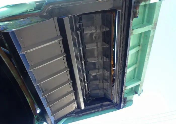 三菱 キャンター 小型 パッカー車 プレス式 TKG-FEB90の中古トラック画像9