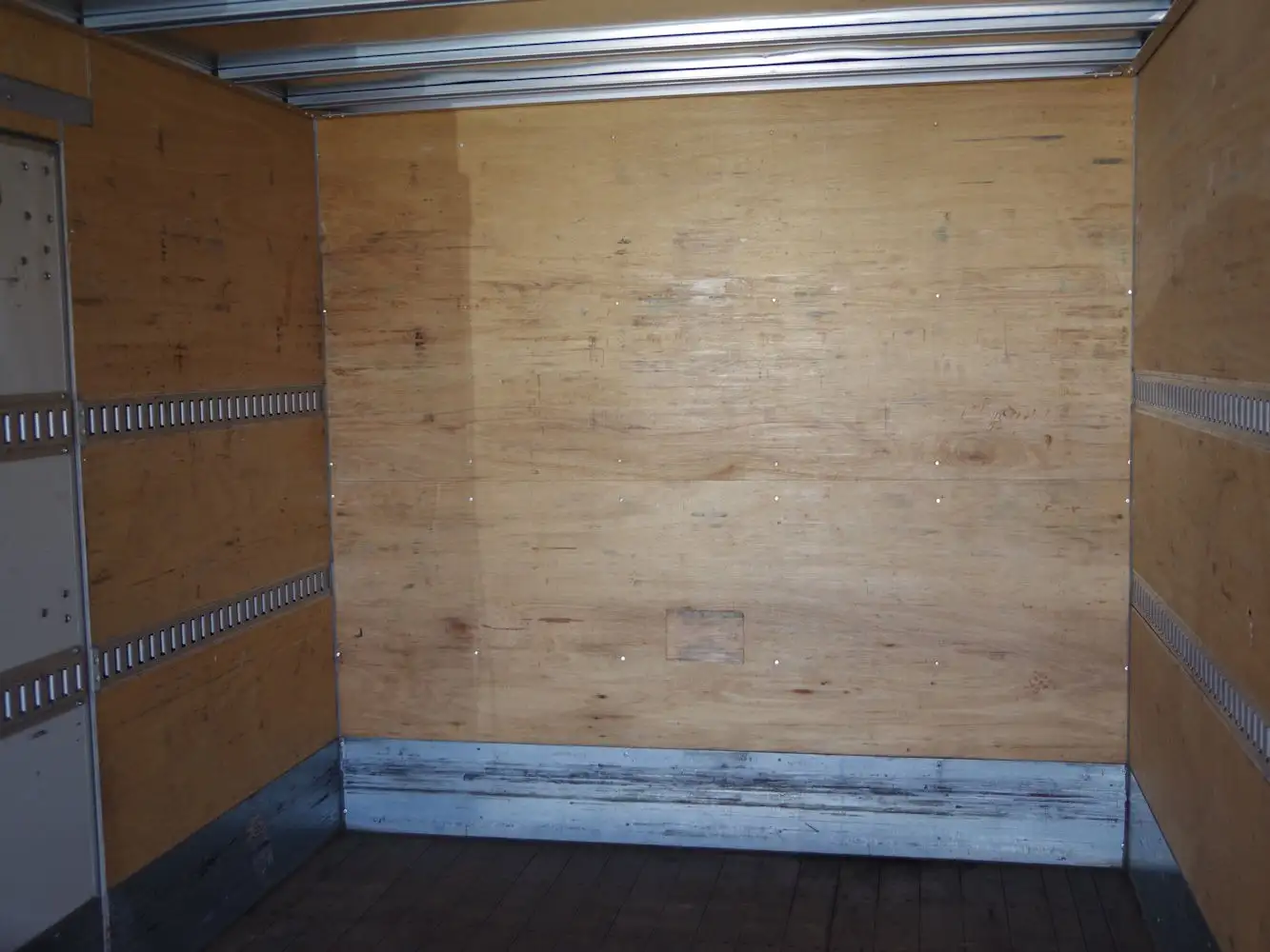 日野 レンジャー 中型/増トン アルミバン パワーゲート サイドドアの中古トラック画像7