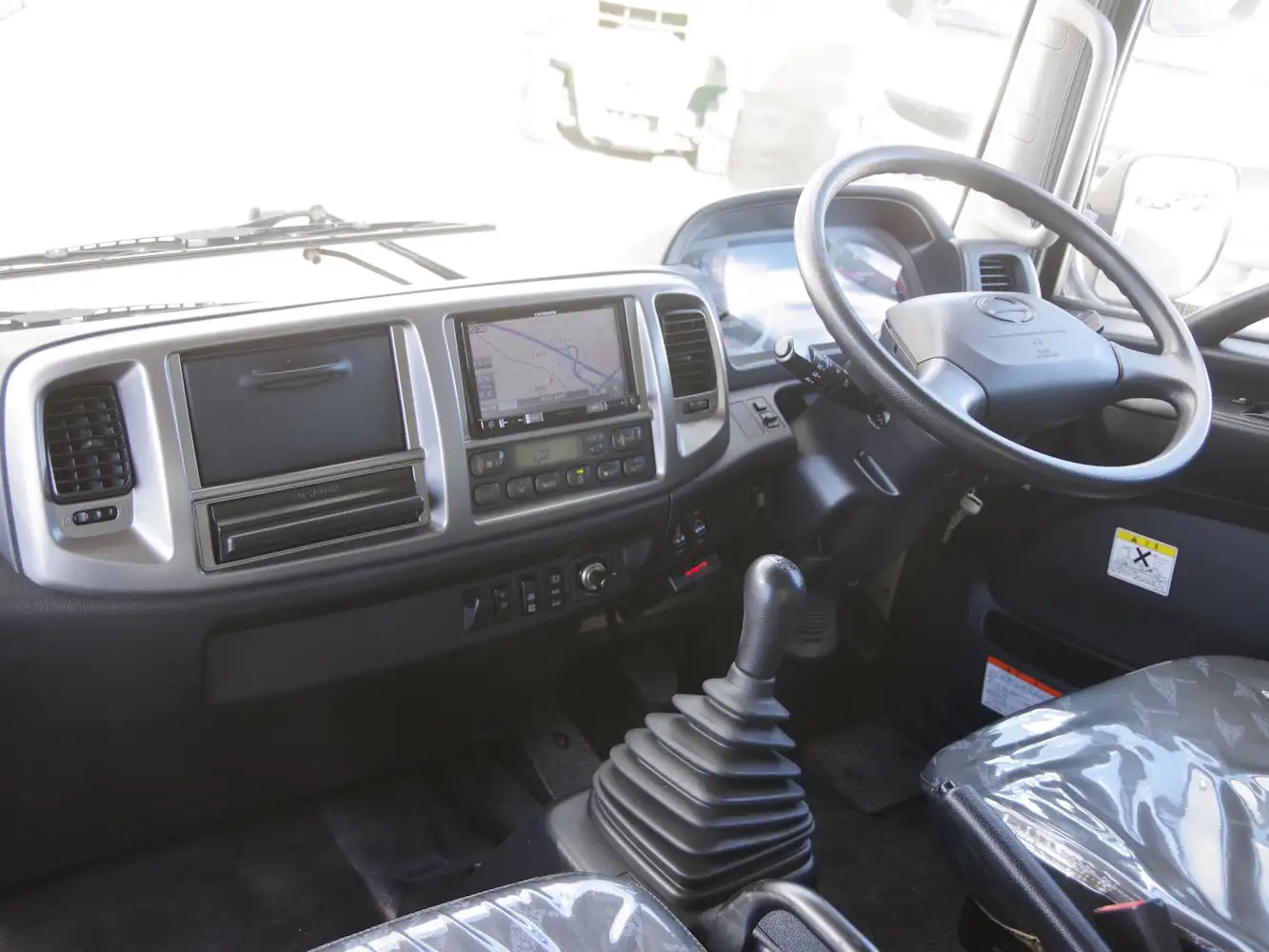 日野 レンジャー 中型/増トン アルミバン パワーゲート サイドドアの中古トラック画像13