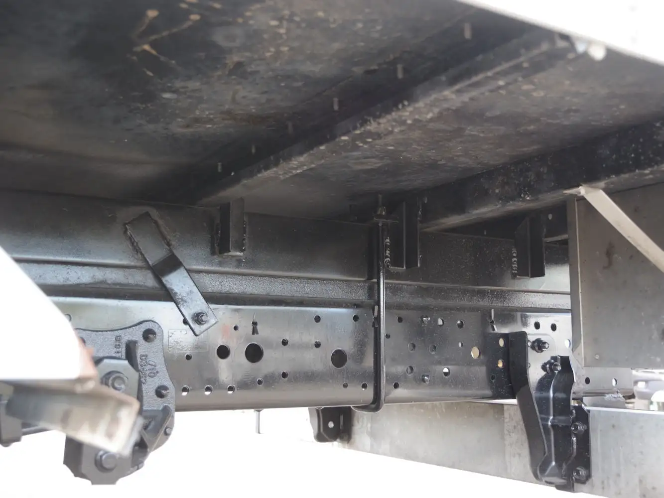 いすゞ エルフ 小型 アルミバン サイドドア 3枚観音の中古トラック画像像17