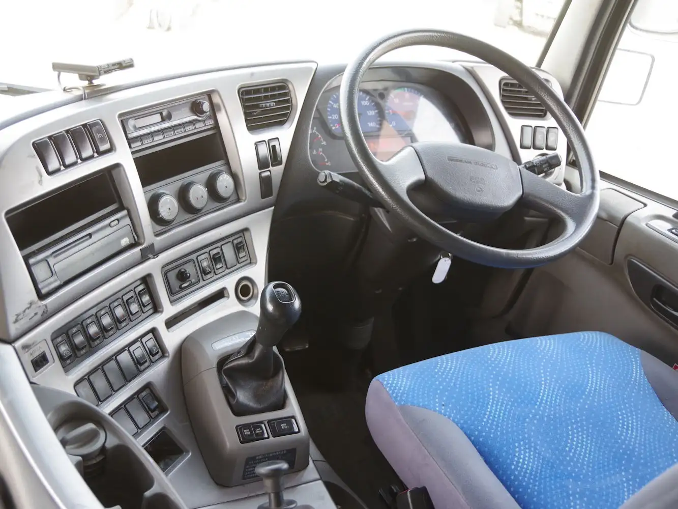 日産UD クオン 大型 車両重機運搬 ラジコン ウインチの中古トラック画像14