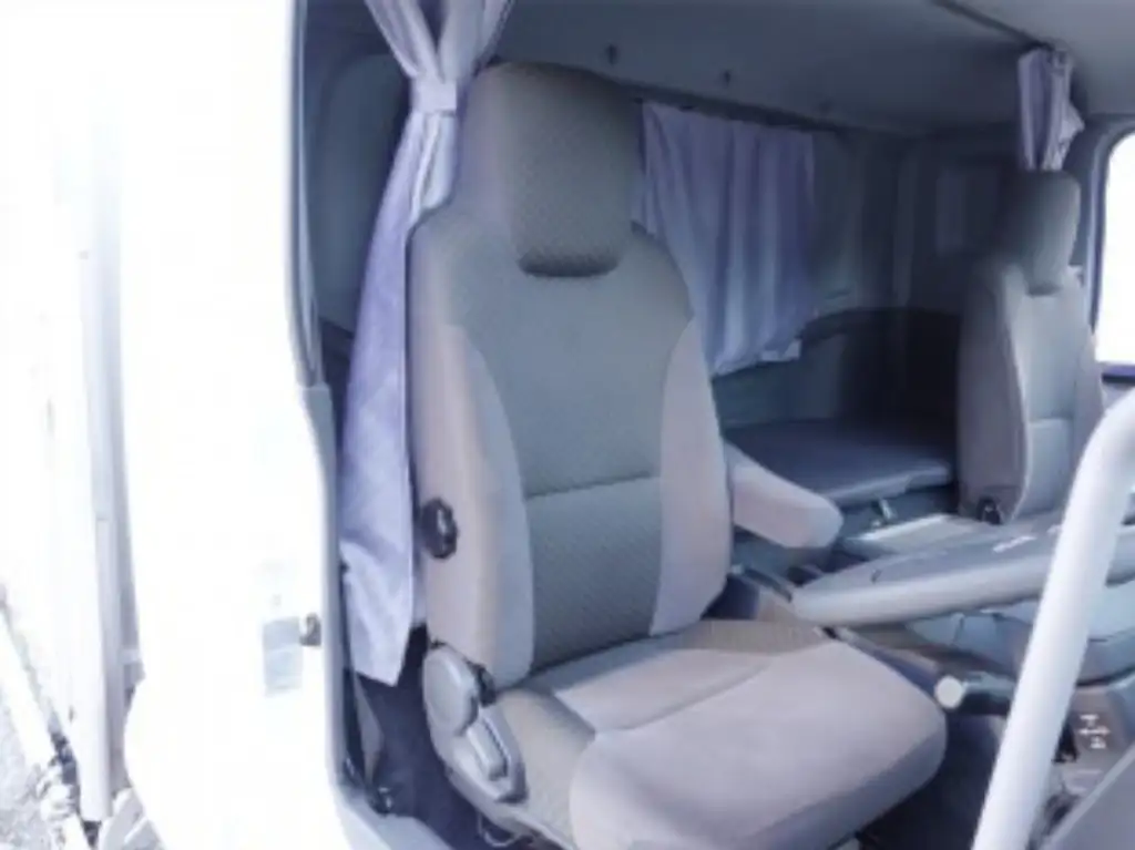 いすゞ フォワード 中型/増トン ウイング パワーゲート ベッドの中古トラック画像11