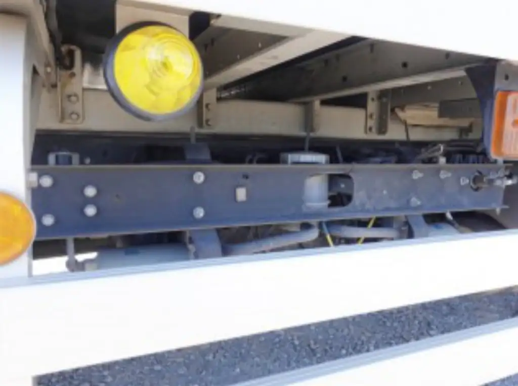 日産UD コンドル 中型/増トン ウイング エアサス ベッドの中古トラック画像16