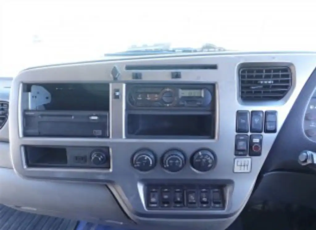 日産UD コンドル 中型/増トン ウイング エアサス ベッドの中古トラック画像13