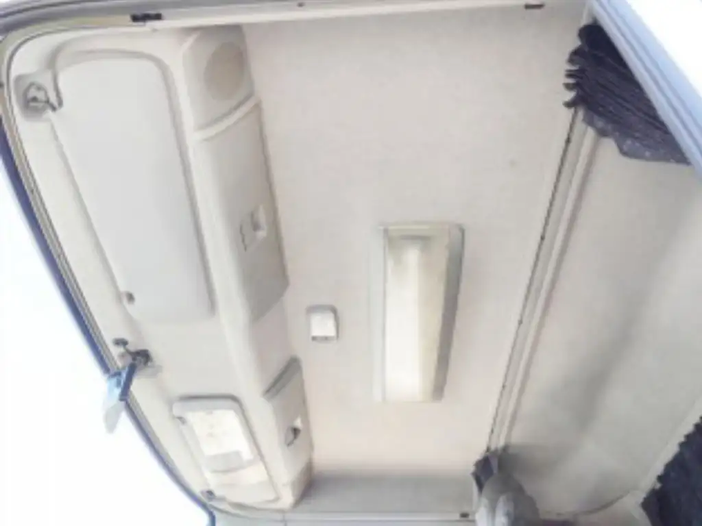 日産UD コンドル 中型/増トン ウイング エアサス ベッドの中古トラック画像15