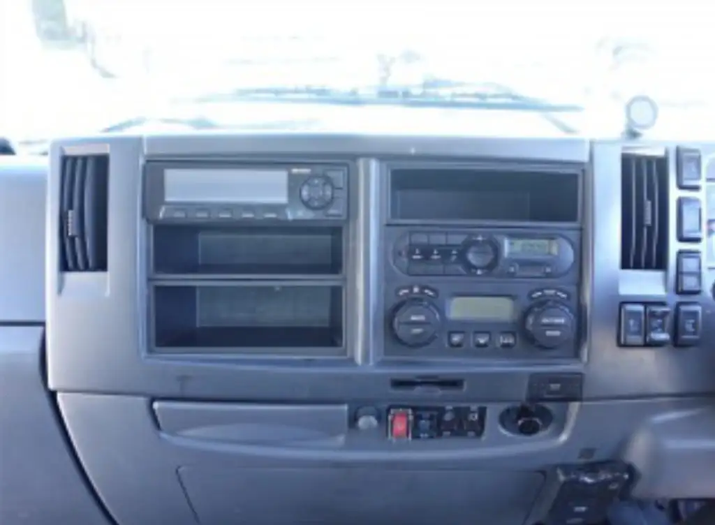 いすゞ フォワード 中型/増トン アルミバン パワーゲート 2PG-FRR90S2の中古トラック画像12