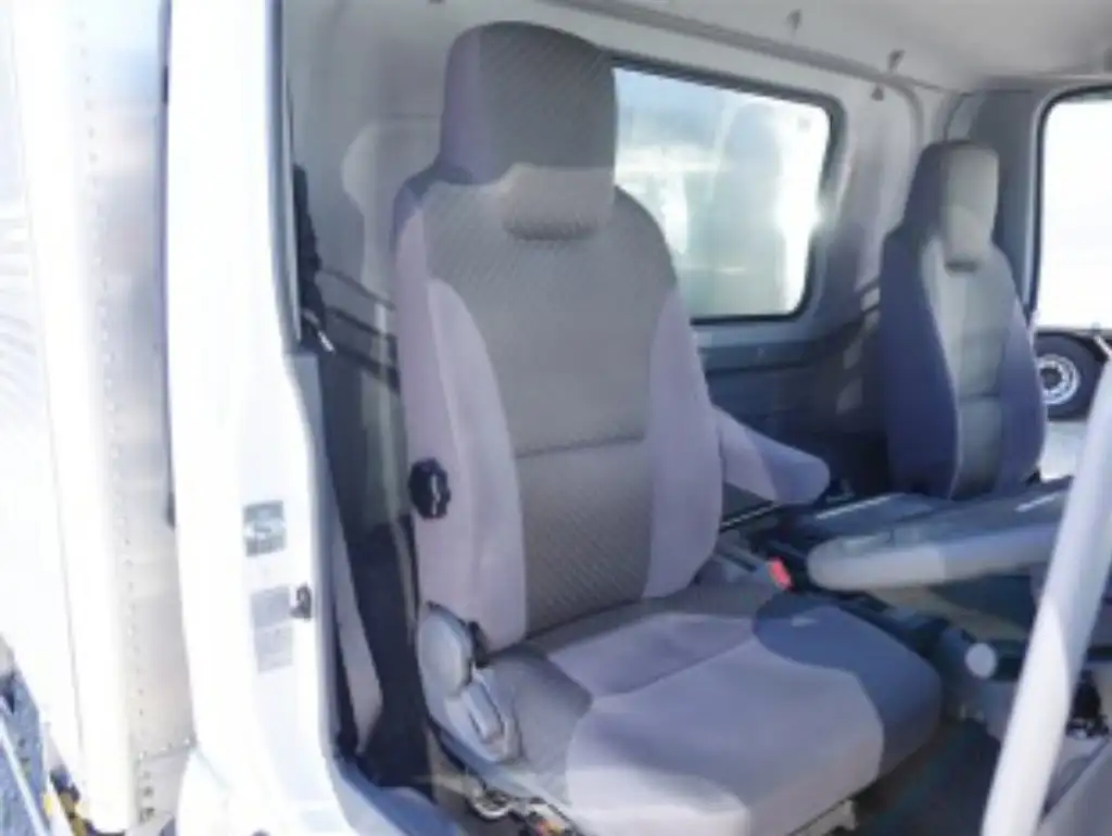 いすゞ フォワード 中型/増トン アルミバン パワーゲート 2PG-FRR90S2の中古トラック画像10