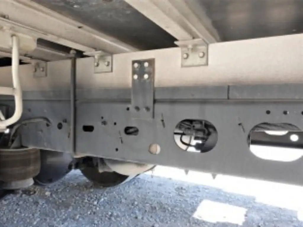 いすゞ フォワード 中型/増トン 冷凍冷蔵 低温 スタンバイの中古トラック画像18