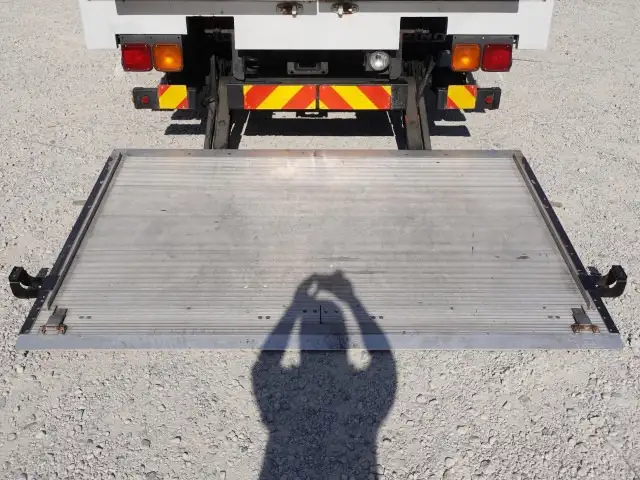 日野 レンジャー 中型/増トン ウイング パワーゲート エアサスの中古トラック画像9