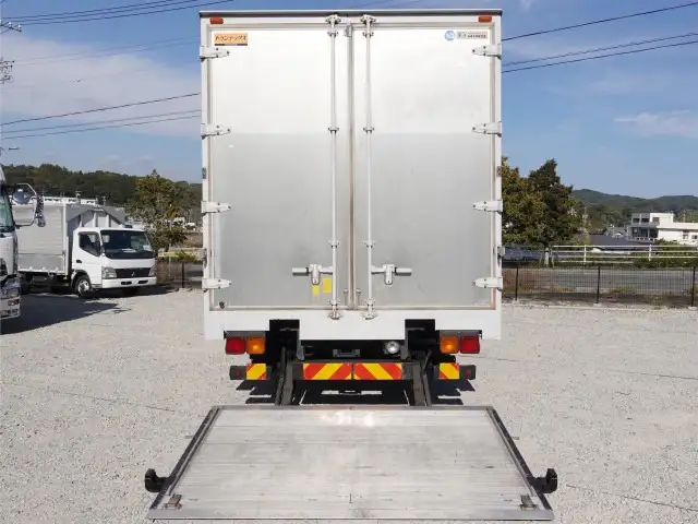 日野 レンジャー 中型/増トン ウイング パワーゲート エアサスの中古トラック画像5