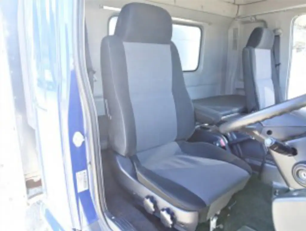 日野 レンジャー 中型/増トン ウイング パワーゲート エアサスの中古トラック画像11