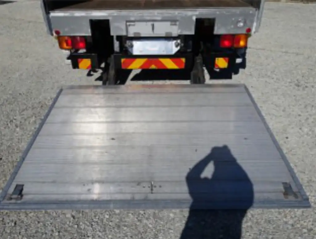 日野 レンジャー 中型/増トン ウイング パワーゲート エアサスの中古トラック画像9