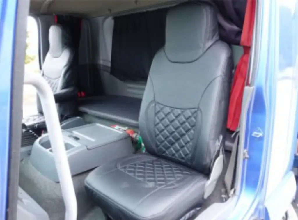 いすゞ フォワード 中型/増トン ウイング パワーゲート ベッドの中古トラック画像11