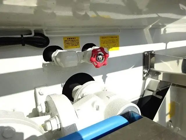 日野 デュトロ 小型 タンク車 ローリー 2DG-XZU685Mの中古トラック画像6