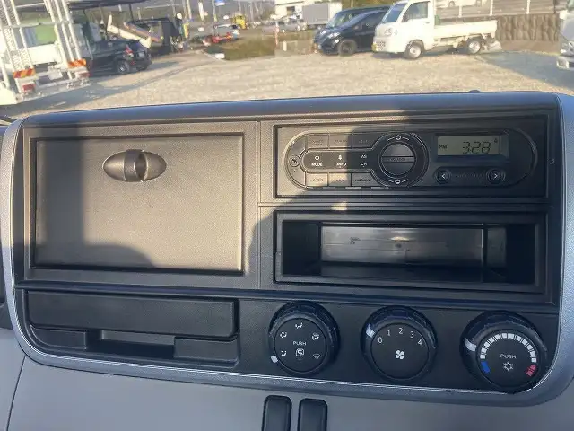 三菱 キャンター 小型 平ボディ TPG-FEB50 H28の中古トラック画像13