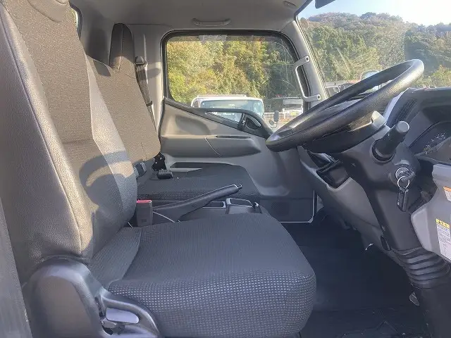 三菱 キャンター 小型 平ボディ TPG-FEB50 H28の中古トラック画像10