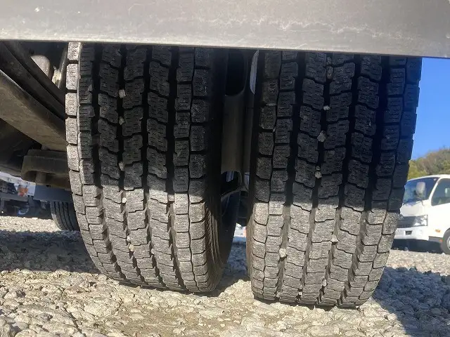 日野 デュトロ 小型 平ボディ Wキャブ 2RG-XZU605Mの中古トラック画像20