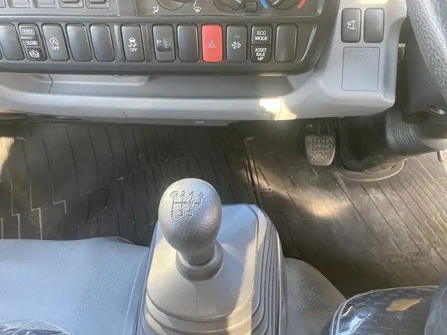 日野 デュトロ 小型 平ボディ Wキャブ 2RG-XZU605Mの中古トラック画像13