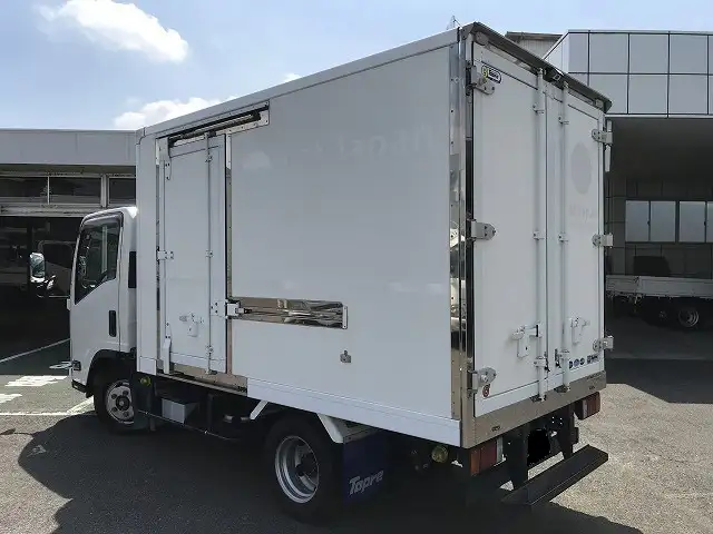 いすゞ エルフ 小型 冷凍冷蔵 低温 サイドドアの中古トラック画像5