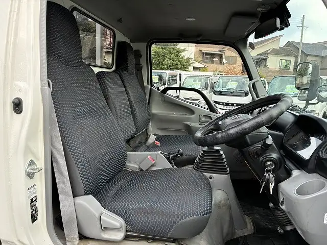 日野 デュトロ 小型 平ボディ 2RG-XZU605M H31/R1の中古トラック画像11