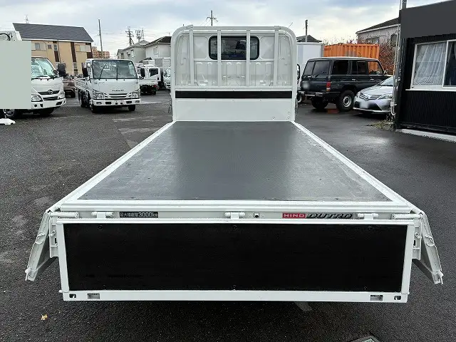 日野 デュトロ 小型 平ボディ 2RG-XZU605M H31/R1の中古トラック画像8