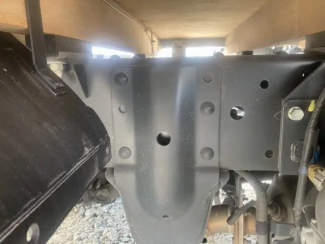 いすゞ エルフ 小型 平ボディ 床鉄板 2RG-NJR88Aの中古トラック画像18