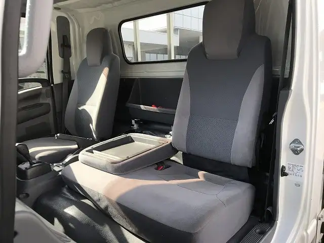 いすゞ エルフ 小型 平ボディ TRG-NPR85AR H27の中古トラック画像11