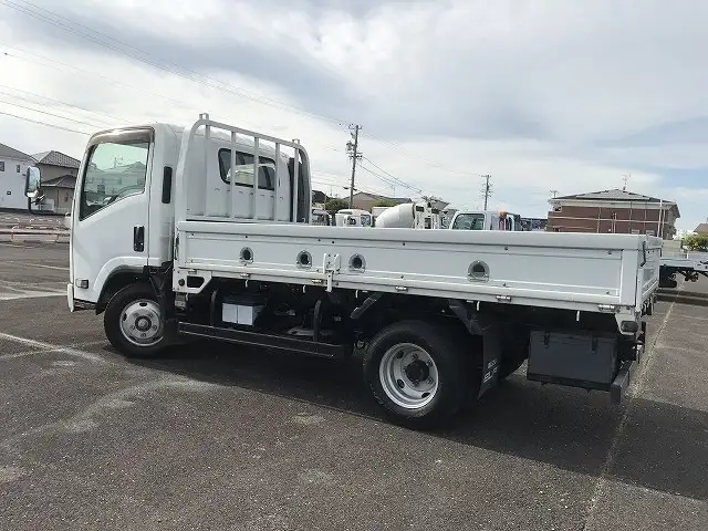 いすゞ エルフ 小型 平ボディ TRG-NPR85AR H27の中古トラック画像5