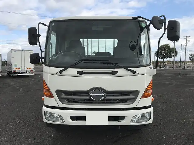 日野 レンジャー 中型/増トン 平ボディ TKG-FC9JKAP H26の中古トラック画像2