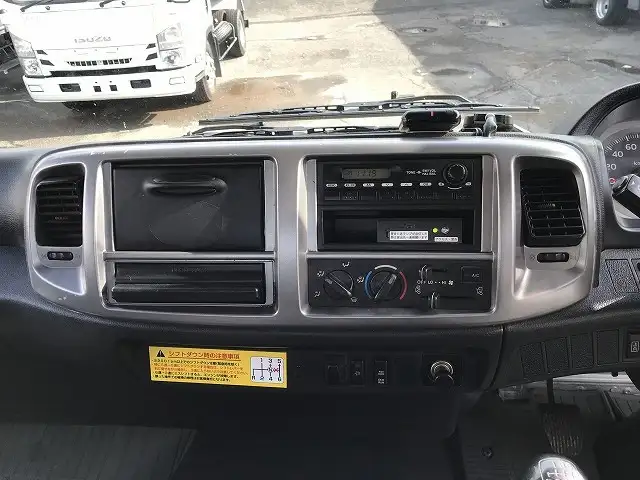 日野 レンジャー 中型/増トン 平ボディ TKG-FC9JKAP H26の中古トラック画像12