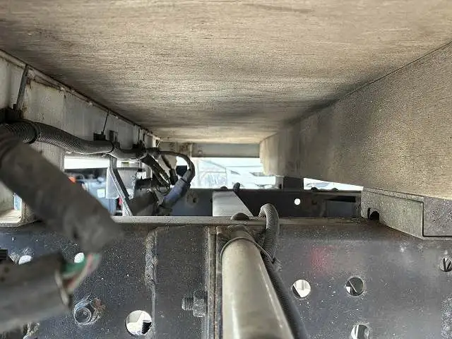 いすゞ エルフ 小型 平ボディ TRG-NJR85A H29の中古トラック画像16