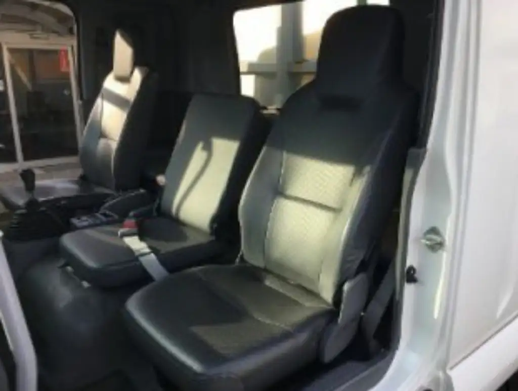 いすゞ フォワード 中型/増トン ウイング パワーゲート ベッドの中古トラック画像11